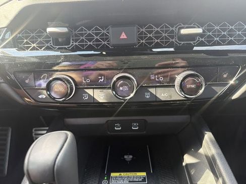 Used 2025 Honda Accord Sport image 26
