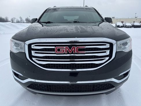 Used 2019 GMC Acadia SLT image 2