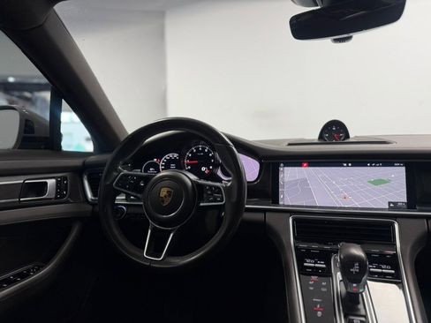 Used 2018 Porsche Panamera 4 w/ Premium Package Plus AWD/4WD image 51