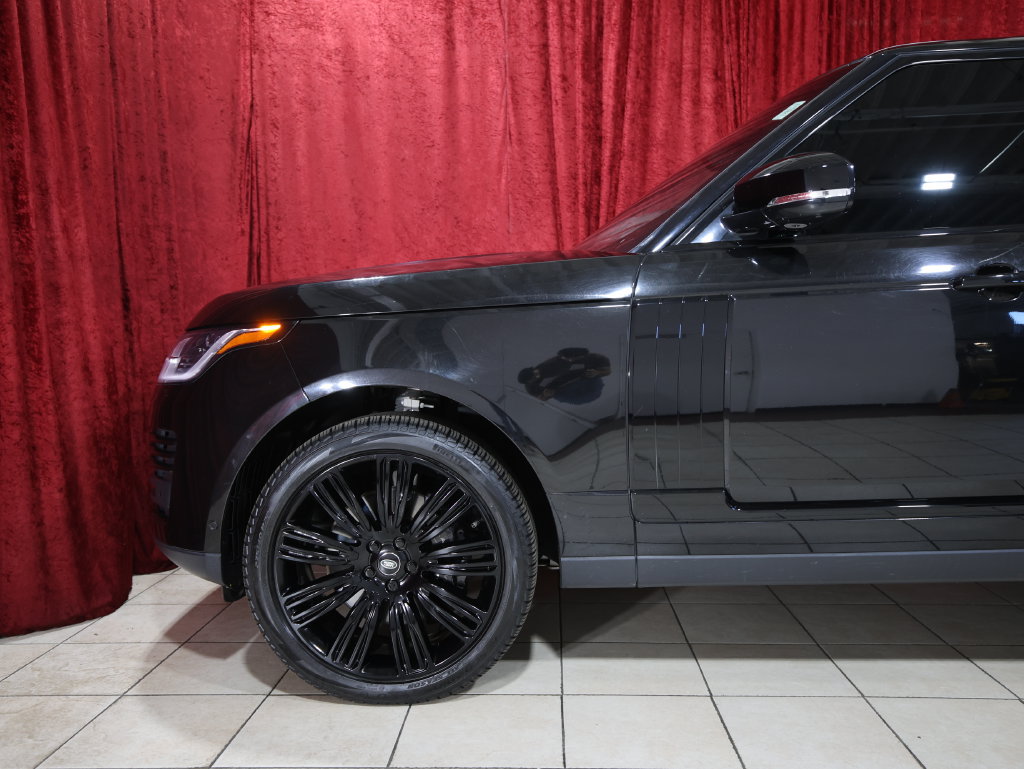 Used 2018 Land Rover Range Rover HSE AWD/4WD image 4