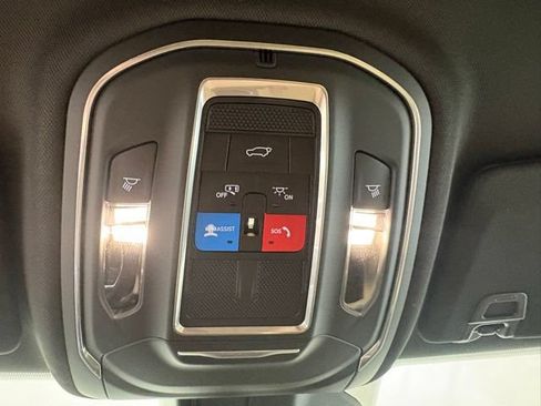 New 2026 Jeep Grand Cherokee Limited AWD/4WD image 30