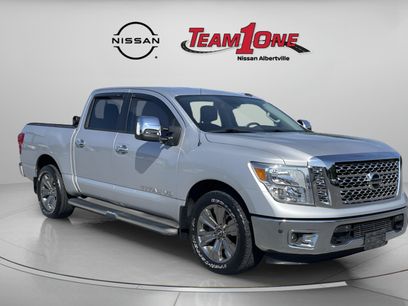 Used 2019 Nissan Titan SV w/ SV Convenience Package