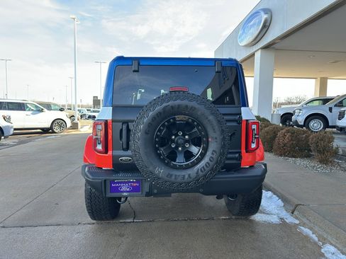 Used 2025 Ford Bronco Stroppe Edition image 9