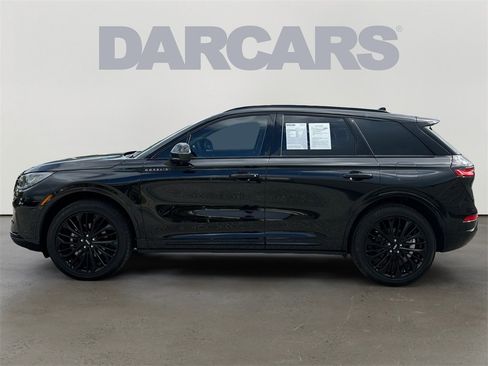 Used 2025 Lincoln Corsair FWD w/ Equipment Group 101A image 4