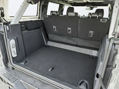 New 2026 Ford Bronco Badlands AWD/4WD image 32