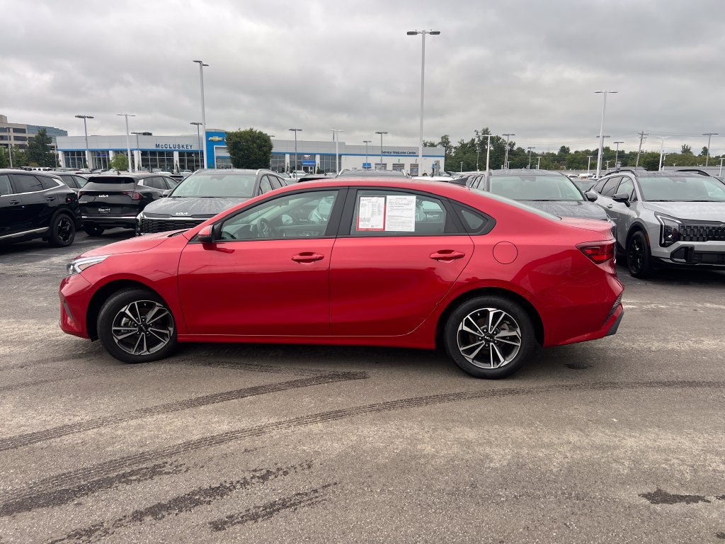 Certified 2023 Kia Forte LXS w/ LXS Technology Package FWD image 7