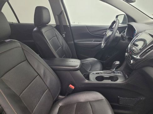 Used 2018 Chevrolet Equinox Premier image 21