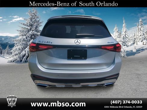 New 2025 Mercedes-Benz GLC 350e 4MATIC image 18
