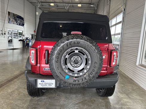 New 2025 Ford Bronco Badlands w/ Sasquatch Package image 6