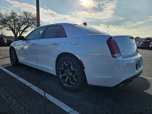 Used 2015 Chrysler 300 S w/ 300S Premium Group image 7