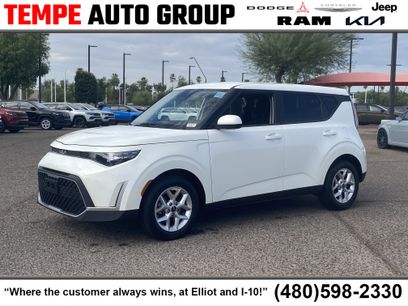 Certified 2025 Kia Soul LX w/ LX Technology Package