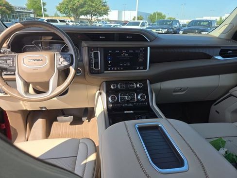 Used 2021 GMC Yukon Denali RWD image 19