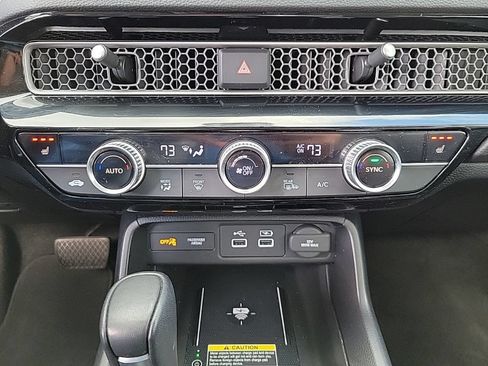 Used 2023 Honda Civic Touring image 23