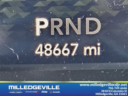 Used 2022 Jeep Wrangler Unlimited Sahara w/ Cold Weather Group image 31