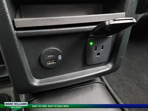 Certified 2022 Ford Edge SEL w/ Convenience Package image 16