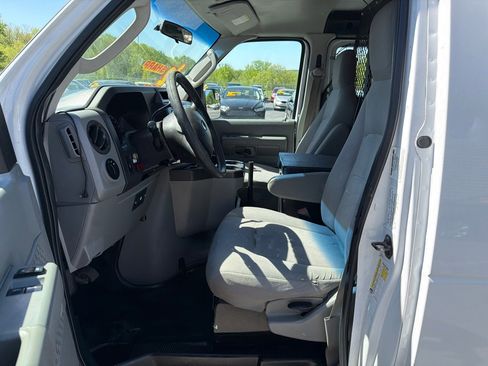 Used 2012 Ford E-150 and Econoline 150 w/ PWR Group RWD image 9