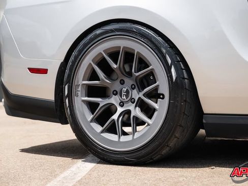 Used 2011 Ford Mustang Shelby GT500 w/ SVT Performance Pkg RWD image 43