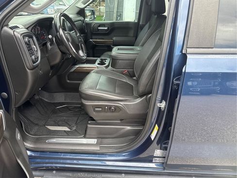 Used 2022 Chevrolet Silverado 1500 RST w/ Convenience Package II AWD/4WD image 9