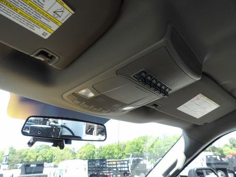 Used 2019 Ford F550 2WD Regular Cab Super Duty image 34