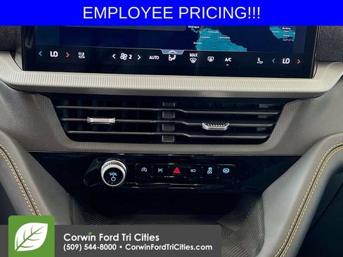 New 2026 Ford Explorer Tremor w/ Tremor Convenience Package AWD/4WD image 9