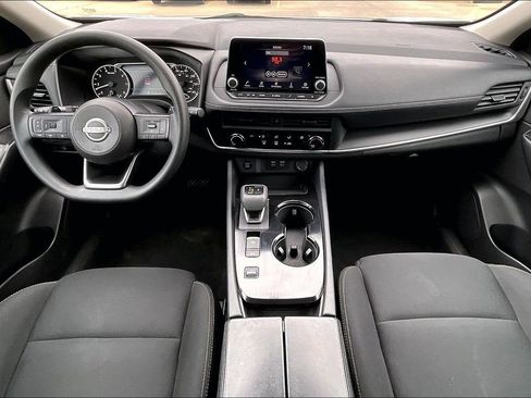 Used 2024 Nissan Rogue S FWD image 14