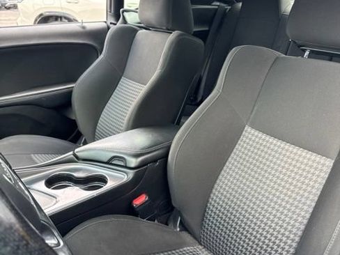 Used 2023 Dodge Challenger R/T RWD image 19