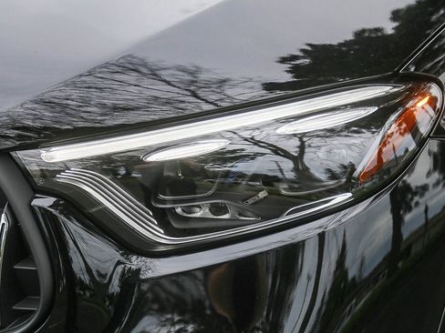 New 2026 Mercedes-Benz GLC 43 AMG 4MATIC image 7