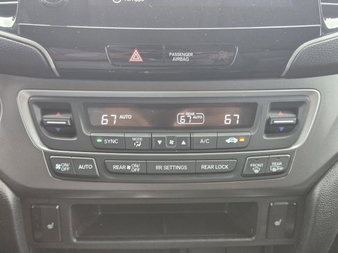 Certified 2022 Honda Pilot Special Edition image 15