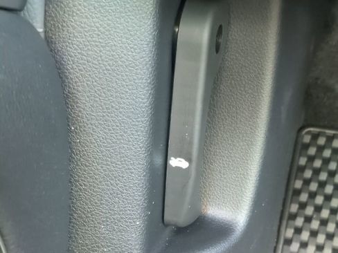 Used 2025 Genesis GV70 3.5T Sport w/ Sport Prestige Package image 30