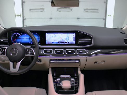 Used 2020 Mercedes-Benz GLE 350 w/ Premium Package image 50