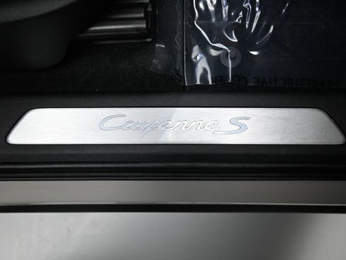 Used 2021 Porsche Cayenne S image 67