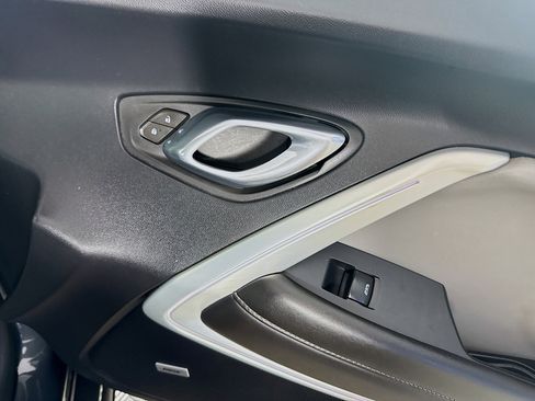 Used 2016 Chevrolet Camaro SS image 29