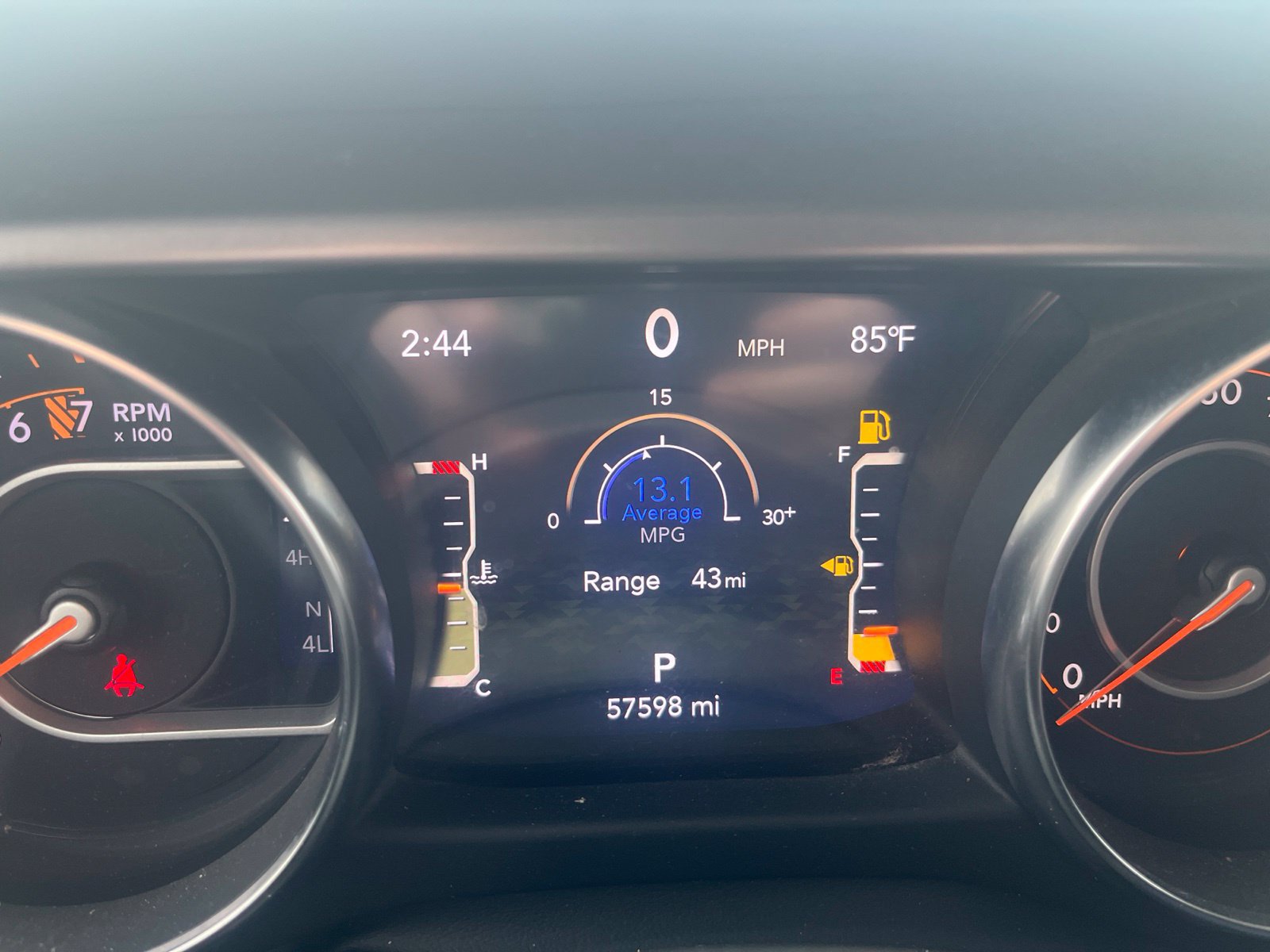 Used 2023 Jeep Gladiator Sport AWD/4WD image 8