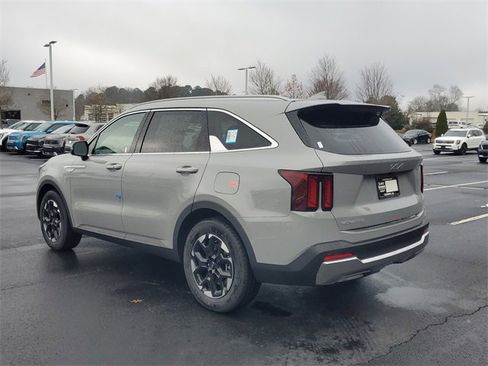 New 2026 Kia Sorento S image 6