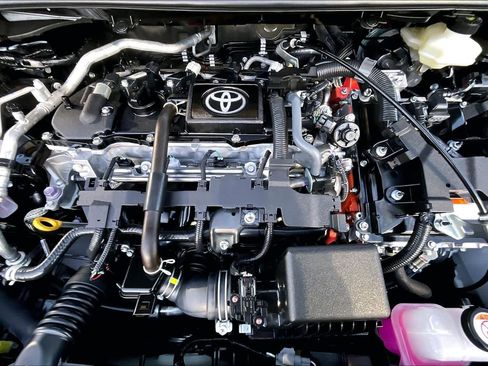 Certified 2025 Toyota Corolla LE image 29