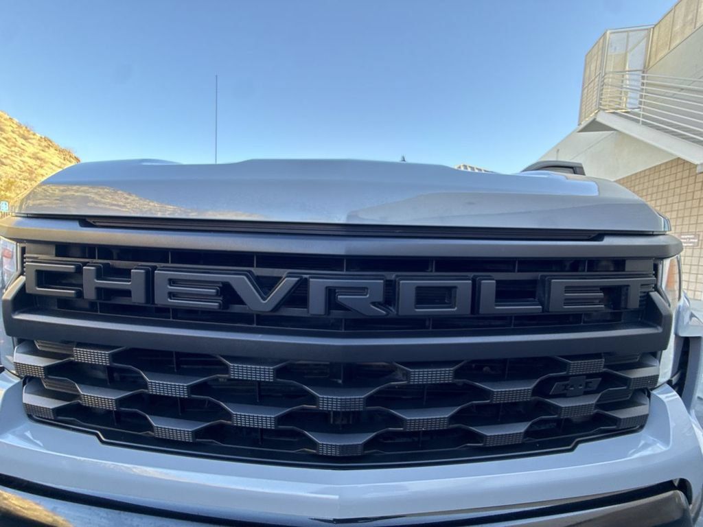 Used 2024 Chevrolet Silverado 1500 Custom Trail Boss w/ LPO, Dark Essentials Package AWD/4WD image 30