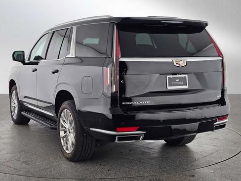 Used 2023 Cadillac Escalade Premium Luxury AWD/4WD image 5