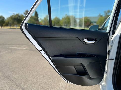 Used 2018 Kia Rio S image 12