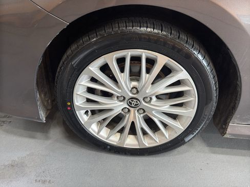 Used 2020 Toyota Camry XLE w/ Driver Assist Package FWD image 10