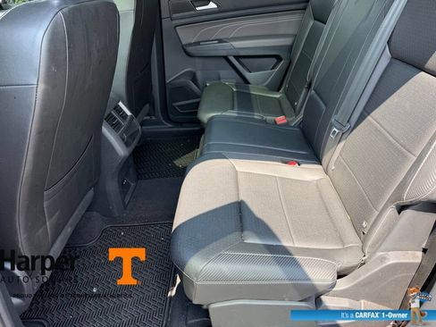 Used 2023 Volkswagen Atlas Cross Sport SE w/ Panoramic Sunroof Package AWD/4WD image 10