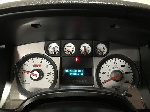 Used 2010 Ford F150 Raptor image 20