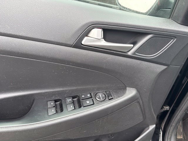 Used 2019 Hyundai Tucson SE w/ Cargo Package AWD/4WD image 8