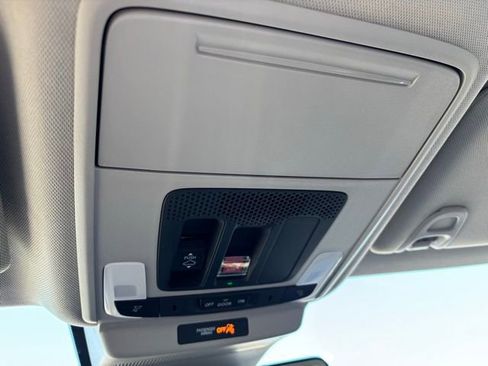 Used 2025 Honda Accord Touring image 23