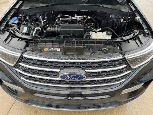 Used 2023 Ford Explorer XLT w/ Equipment Group 202A image 35