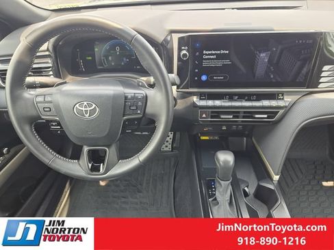 Used 2025 Toyota Camry SE w/ Multimedia Upgrade Package AWD/4WD image 29