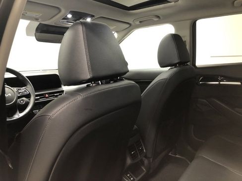 New 2025 Kia Seltos EX w/ EX Sunroof Package image 17