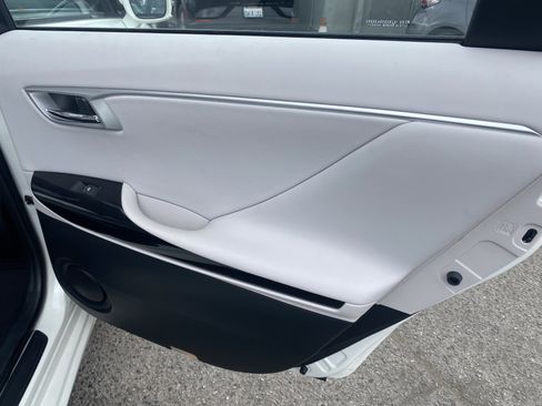 Used 2018 Toyota Mirai image 17