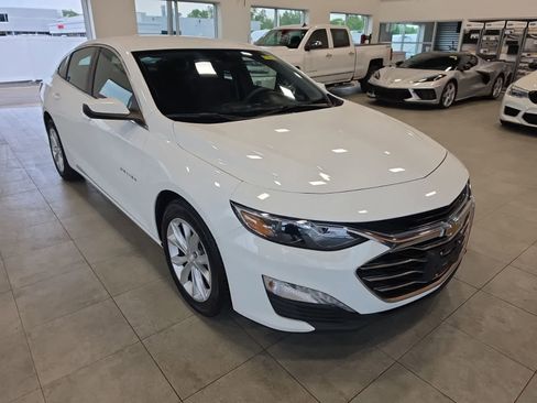 Used 2022 Chevrolet Malibu LT FWD image 5