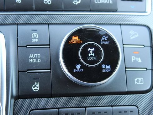 Used 2023 Hyundai Santa Fe Limited AWD/4WD image 23