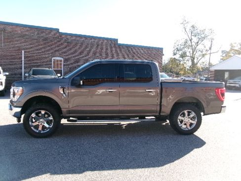 Used 2023 Ford F150 XLT w/ Equipment Group 302A High image 6